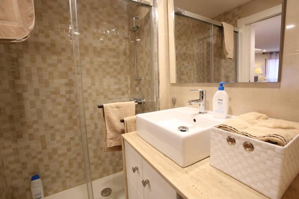 Apartamento Oviedo Las Palomas Esterno foto